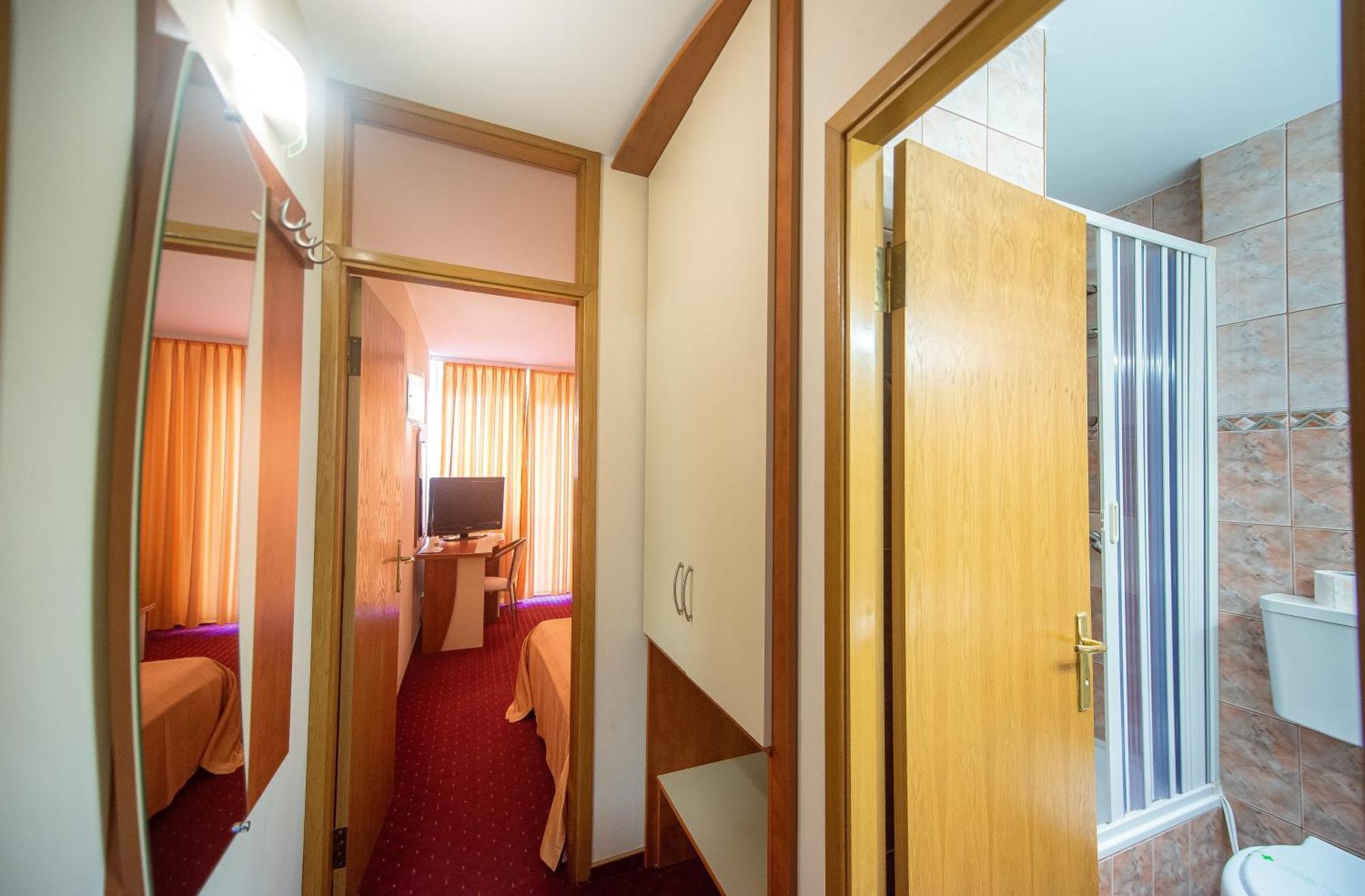 Doina Hotel