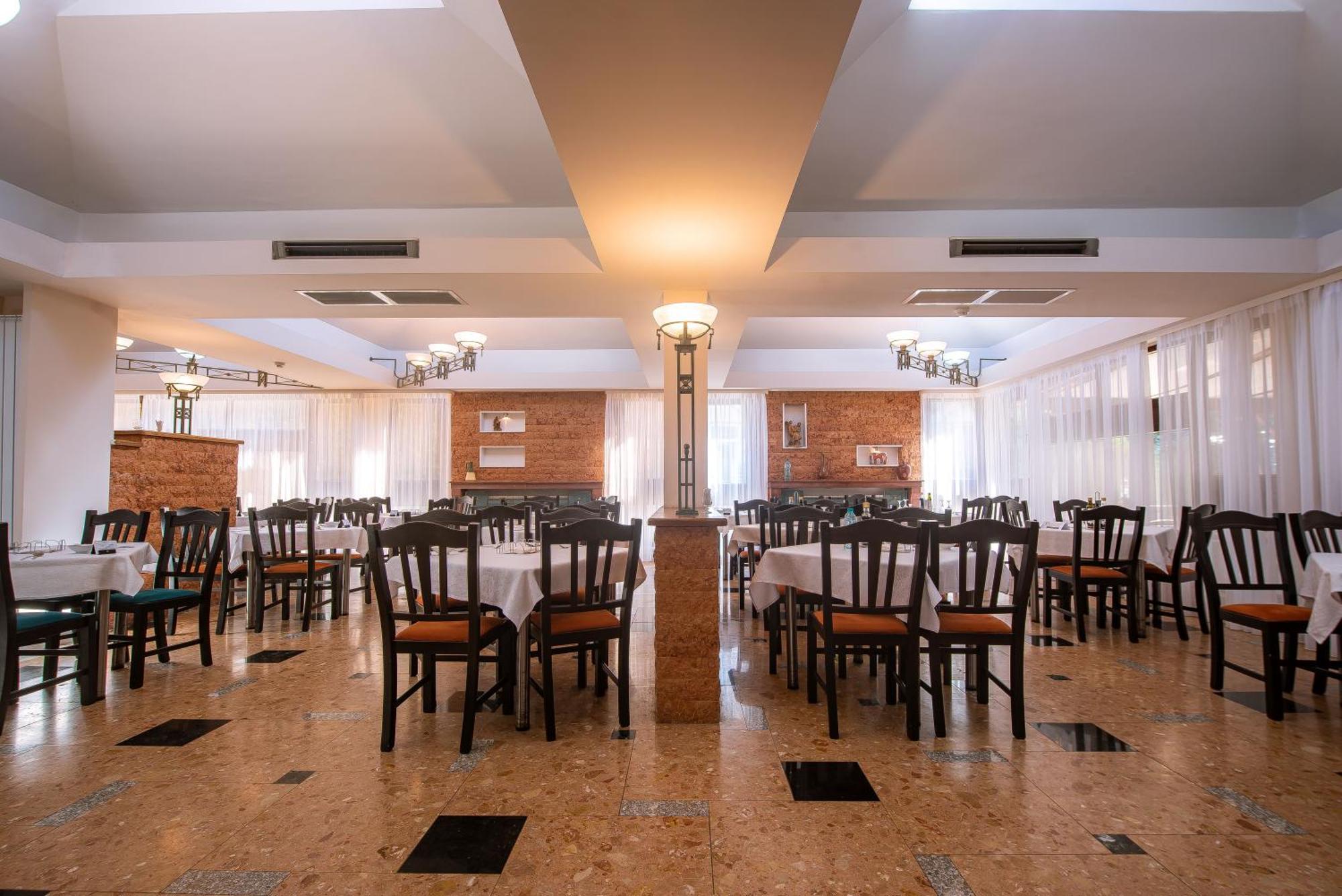 Hotel Doina